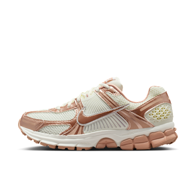 W+NIKE+ZOOM+VOMERO+5.png